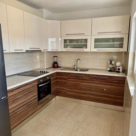 Apartament On The Mare