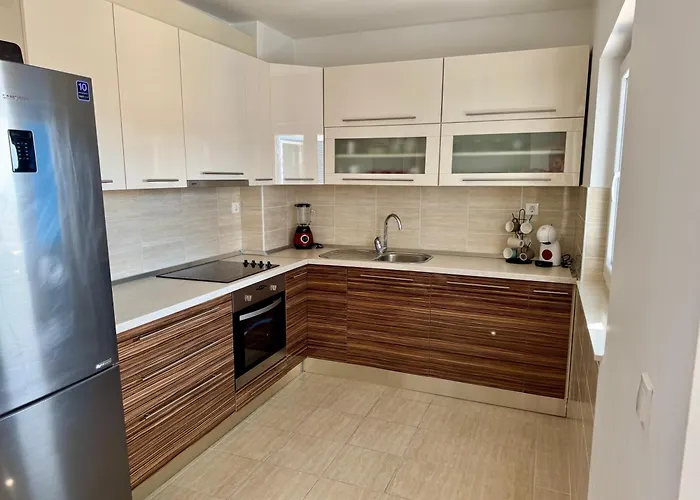 Apartament On The Mare